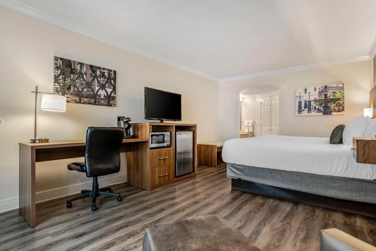 Best Western Plus Westbank Harvey Exterior foto